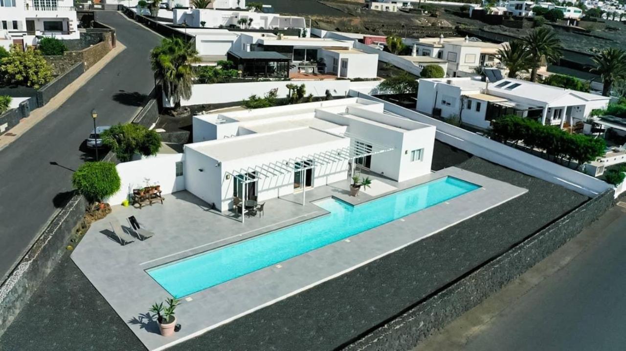 Вилла Casa Conil With A Private 25 Meter Heated Pool Экстерьер фото