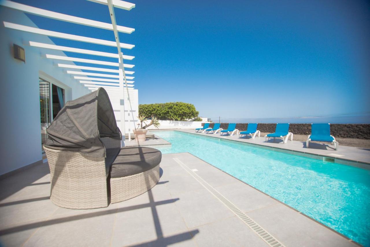 Вилла Casa Conil With A Private 25 Meter Heated Pool Экстерьер фото